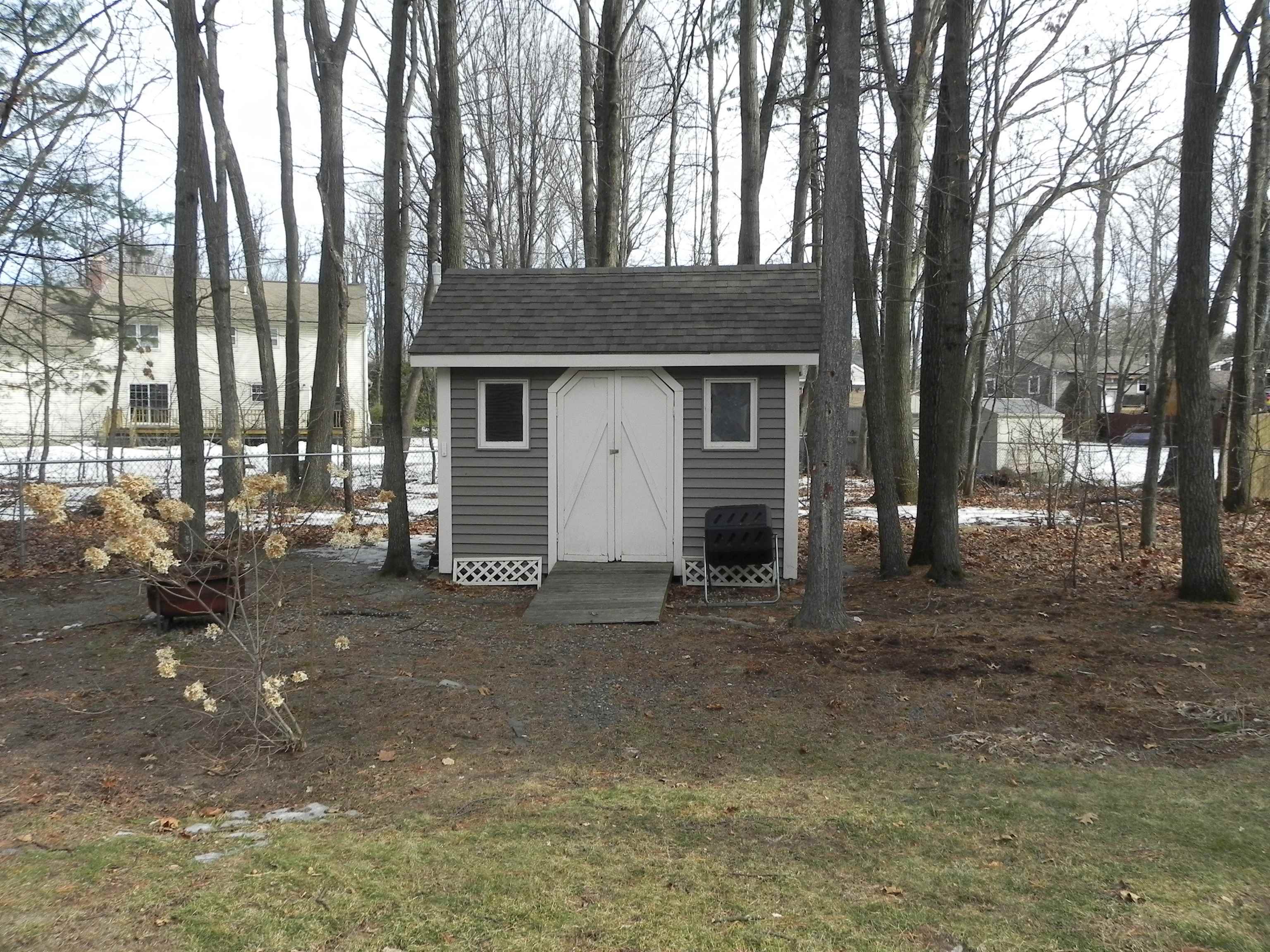 55 Longwood Circle Colchester, VT 05446 - Photo 38 of 48 Gallery Image 38