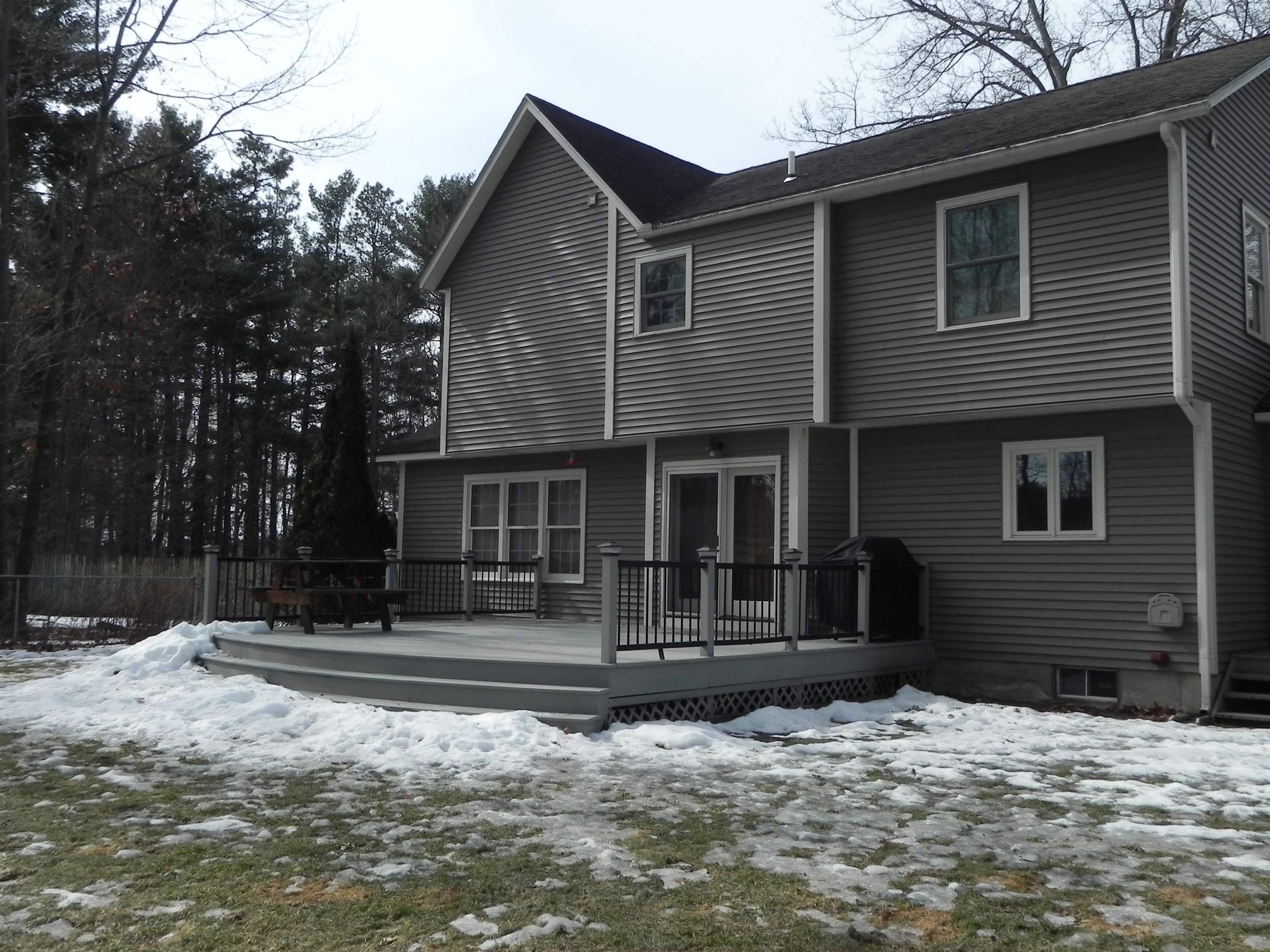 55 Longwood Circle Colchester, VT 05446 - Photo 46 of 48 Gallery Image 46