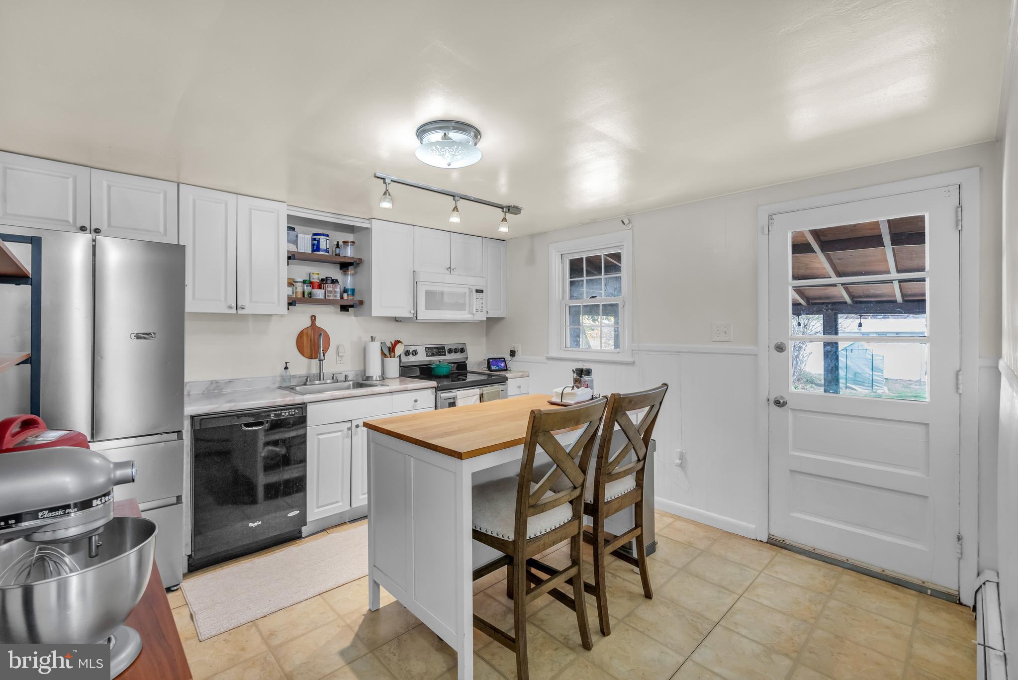 534 North Adams Street Pottstown, PA 19464 - Photo 8 of 45