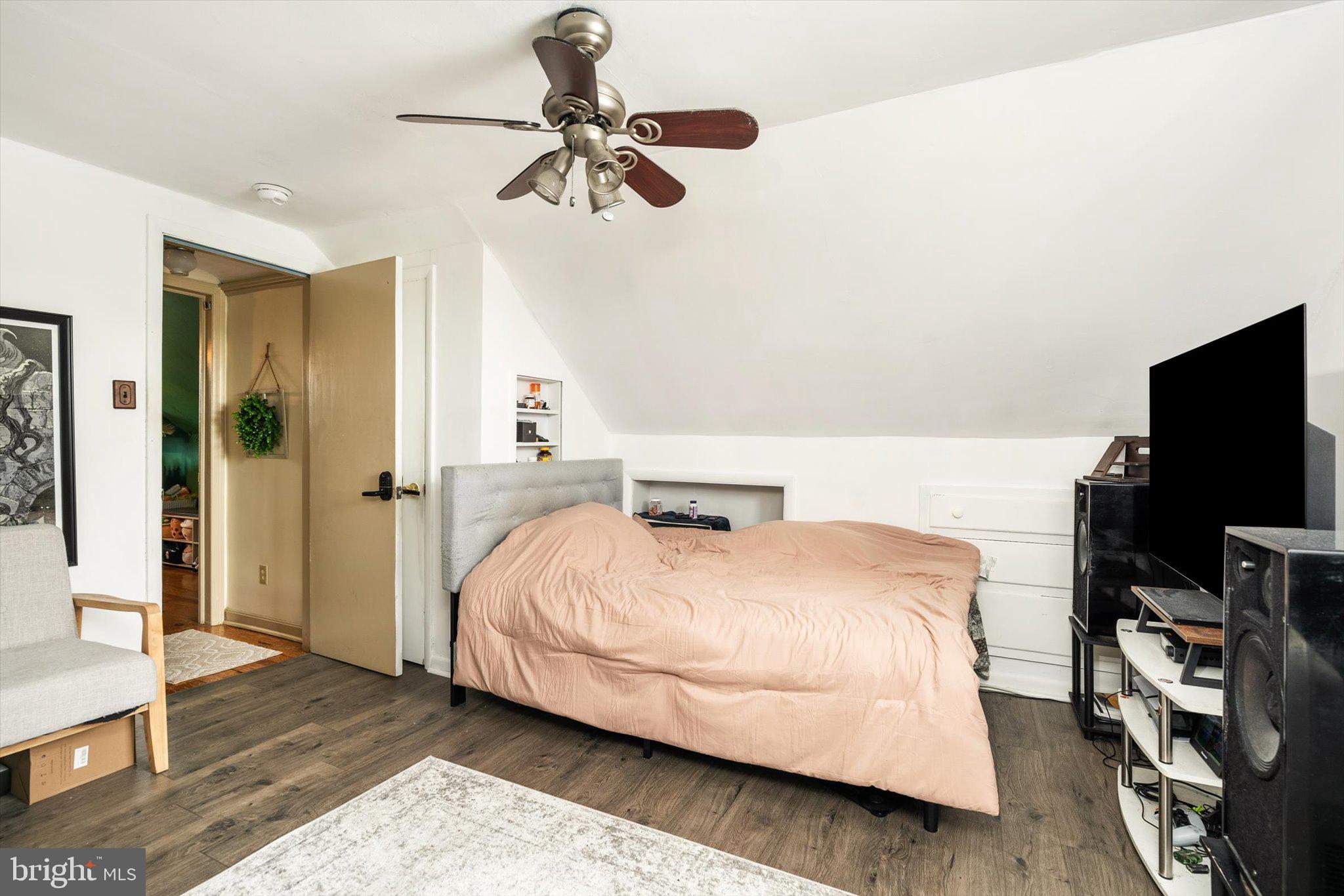 9 Alton Road Hamilton, NJ 08619 - Photo 18 of 25 Gallery Image 18