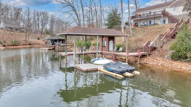 $859,000 | 60 Cameron Circle, Wirtz, VA 24184