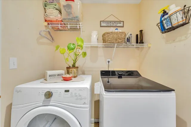 $859,000 | 60 Cameron Circle, Wirtz, VA 24184