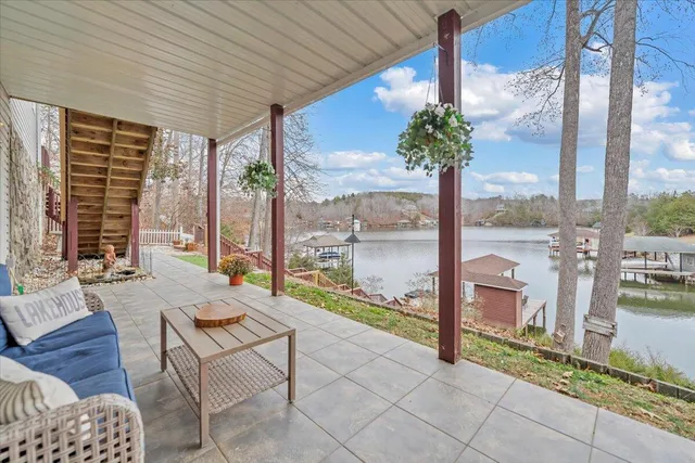 $859,000 | 60 Cameron Circle, Wirtz, VA 24184