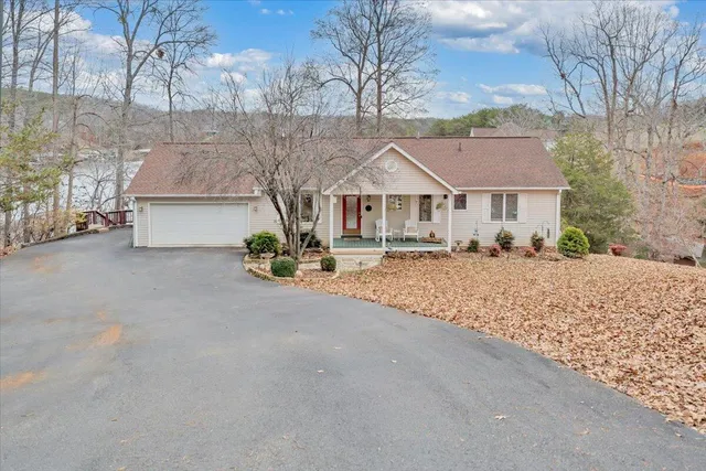 $859,000 | 60 Cameron Circle, Wirtz, VA 24184