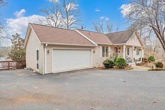 $859,000 | 60 Cameron Circle, Wirtz, VA 24184