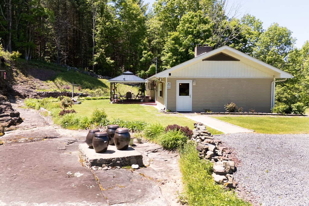 415 Cape Horn Road Gilboa, NY 12167 - Photo 4 of 38 side