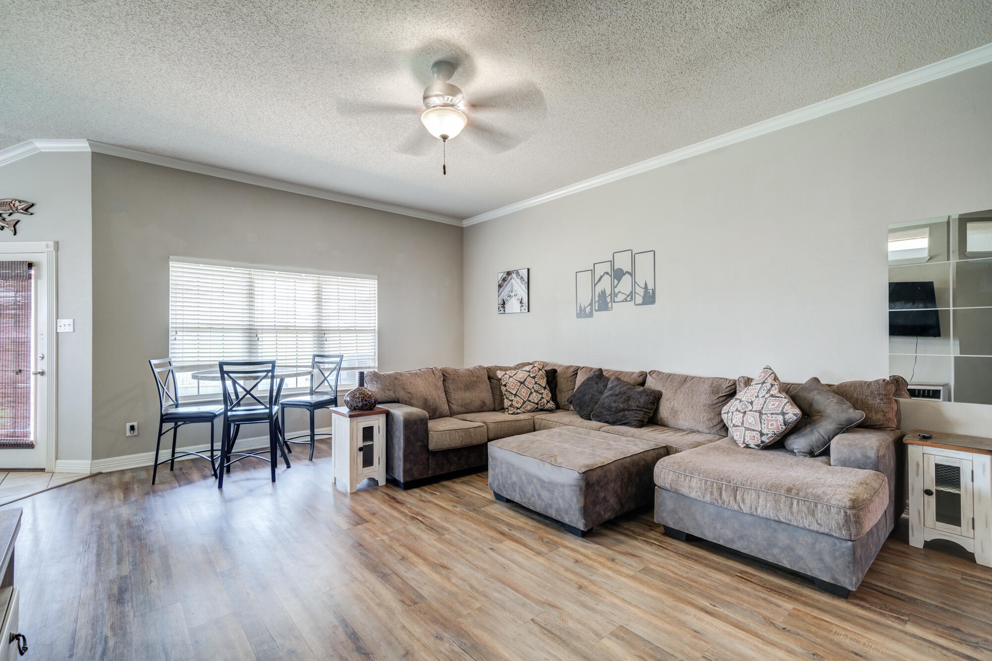 6715 9th Street Lubbock, TX 79416 - Photo 9 of 43 DSC08816_17_18_19_20