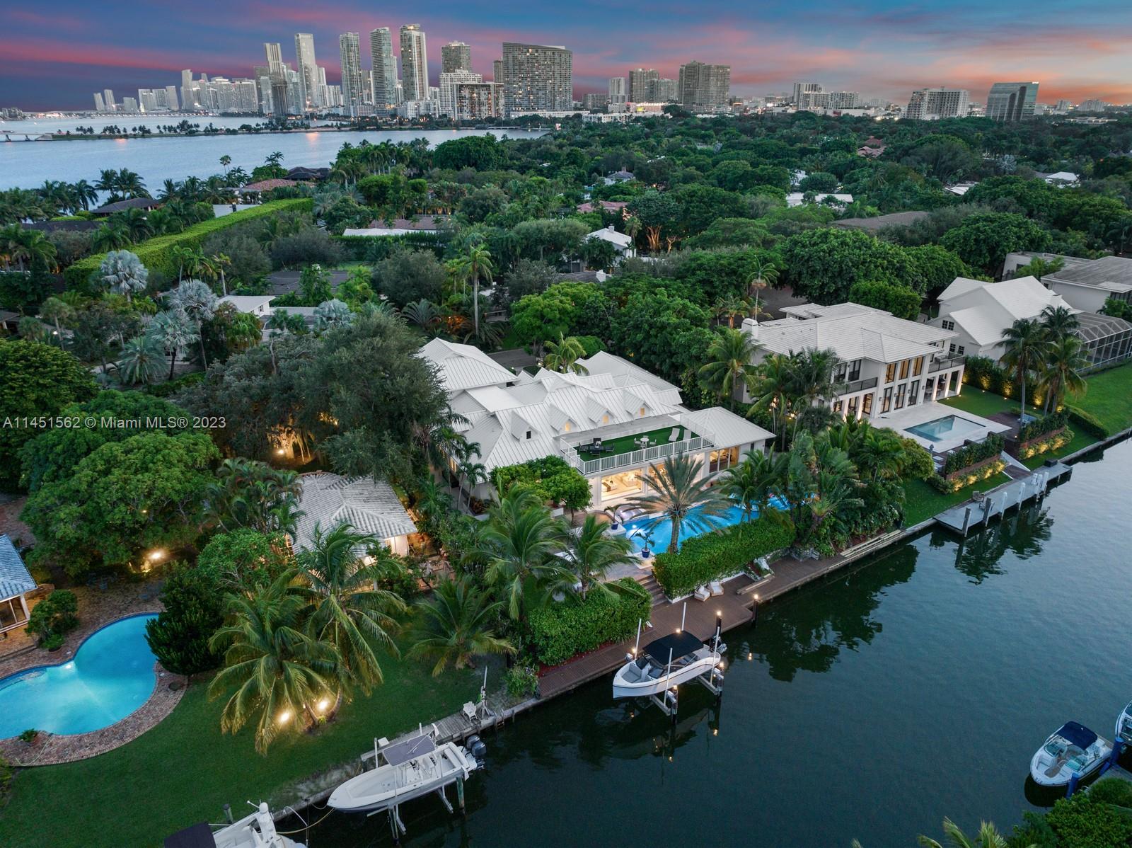 761 Buttonwood Lane Miami, FL 33137 - Photo 62 of 64 an aerial view of multiple house