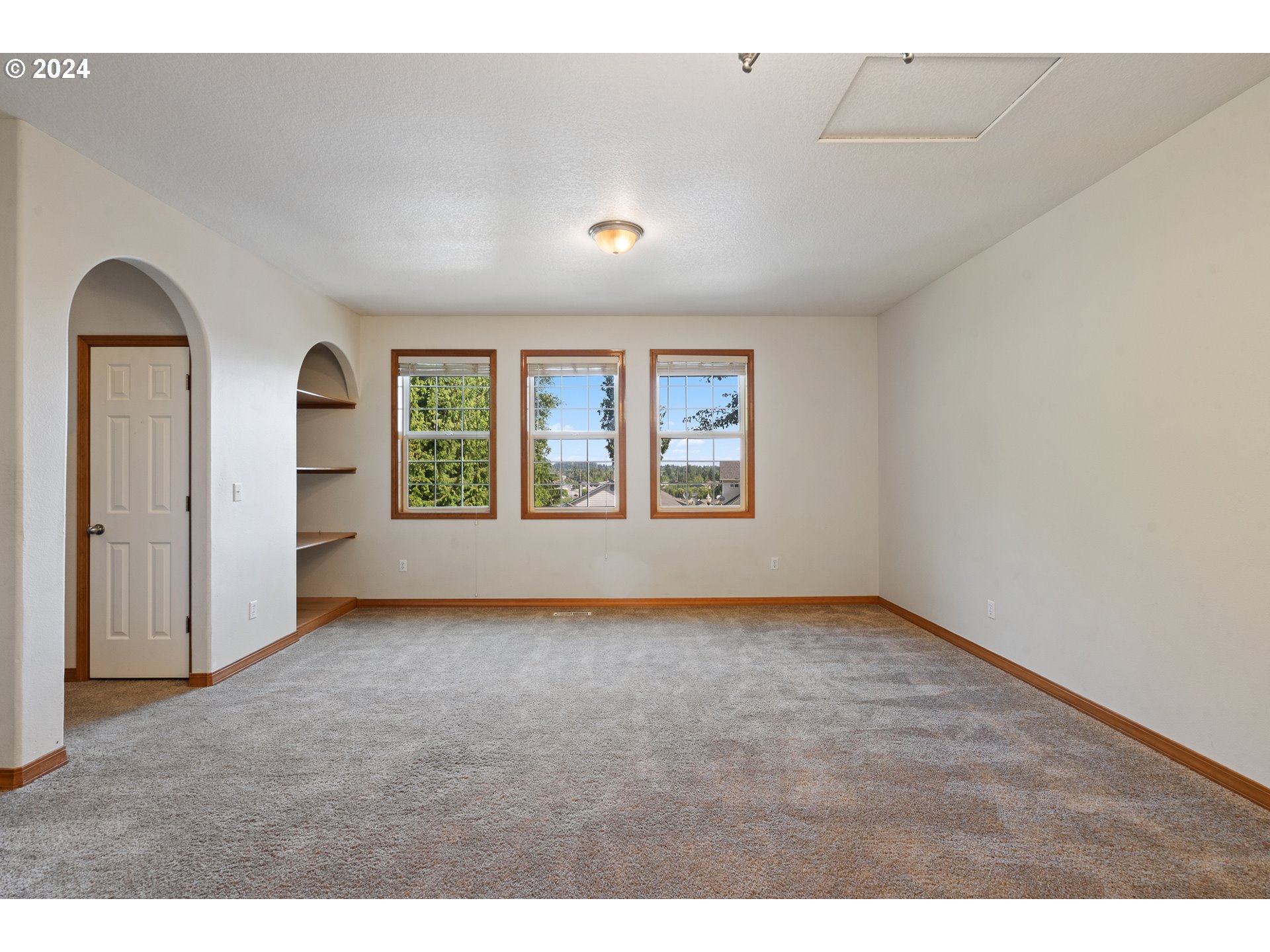 8009 Northeast 16th Street Vancouver, WA 98664 - Photo 5 of 46 a view of empty room with window