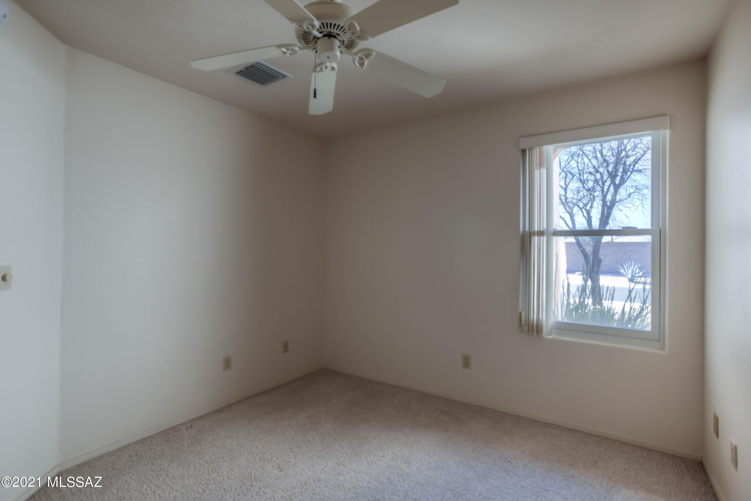301 East Shadow Bluff Place Tucson, AZ 85704 - Photo 18 of 40