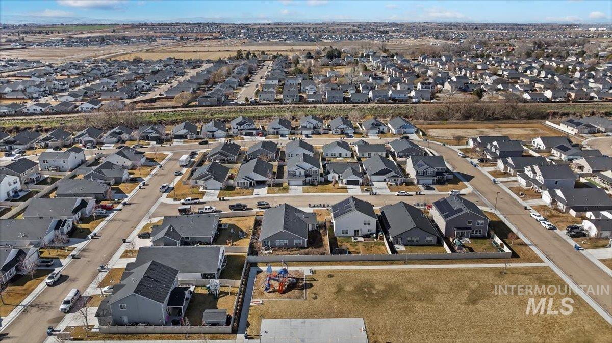 16719 Hopper Avenue Caldwell, ID 83607 - Photo 8 of 46