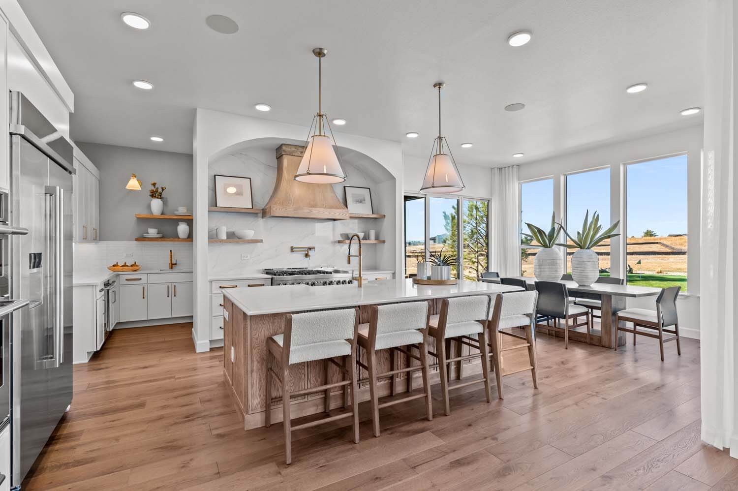 1 Pace Road Clarksville, TN 37043 - Photo 2 of 12 a large kitchen with a table and chairs