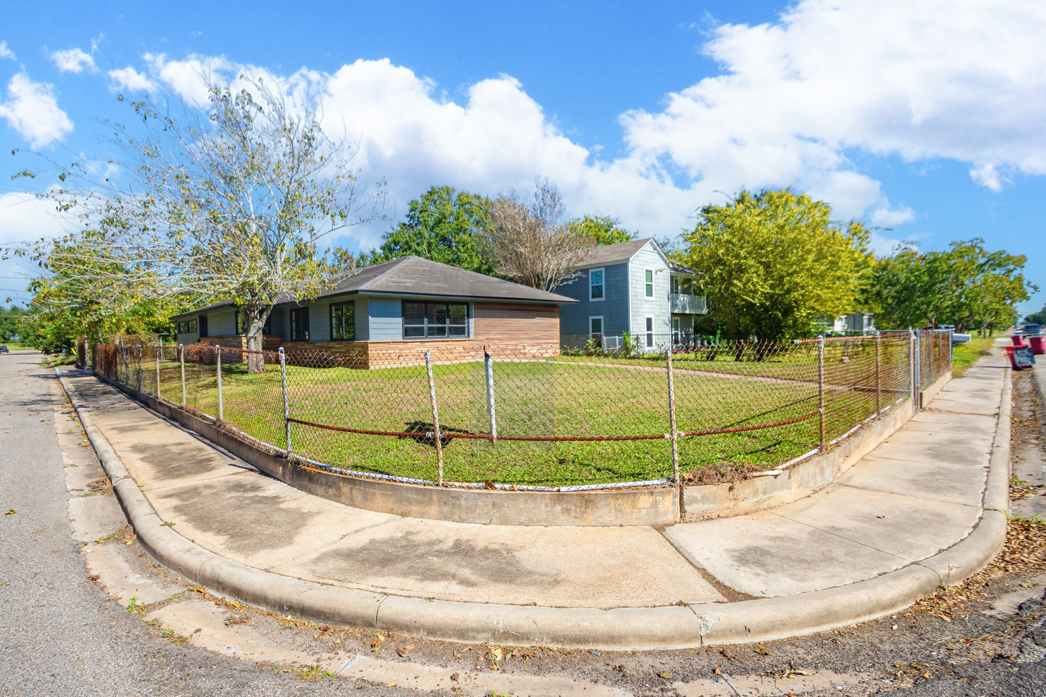 1230 West 4th Street Freeport, TX 77541 - Photo 4 of 49