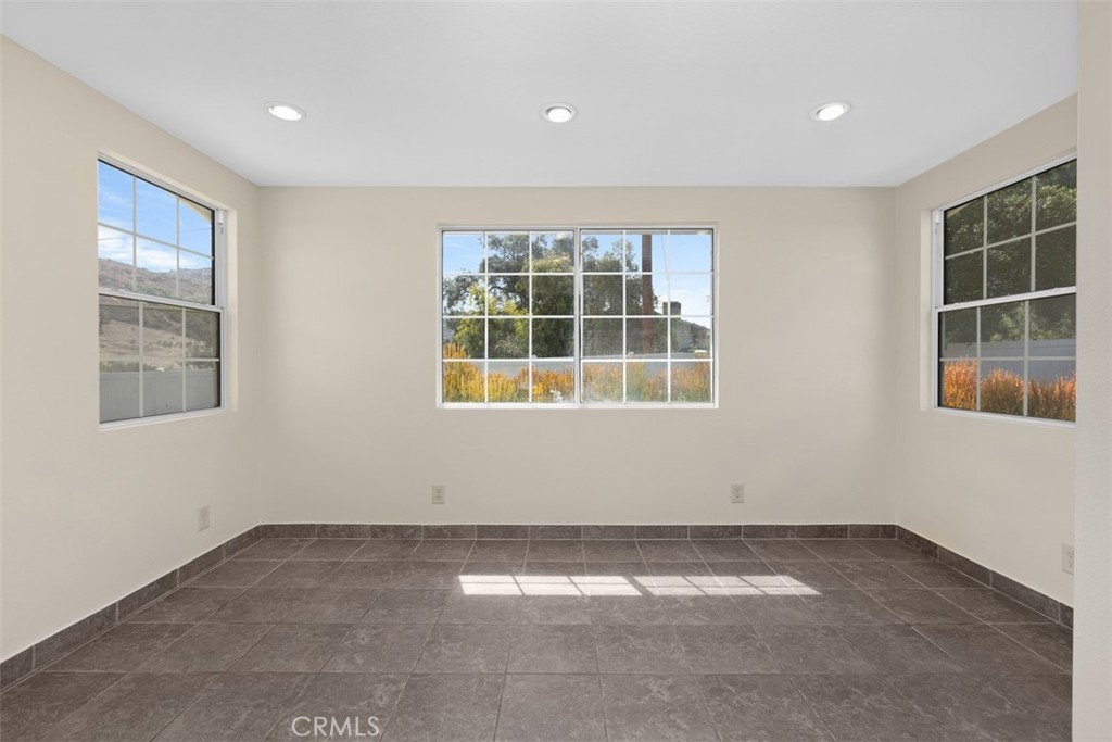 35768 Rice Canyon Road Fallbrook, CA 92028 - Photo 19 of 39