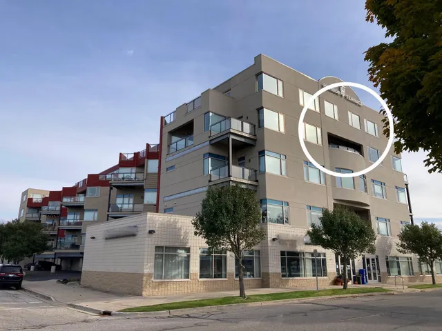 $850,000 | 105 West Danaher Street, Unit 401, Ludington, MI 49431