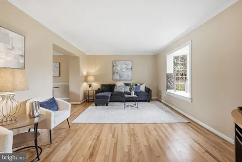 $1,349,000 | 9800 Kohoutek Court, Vienna, VA 22182