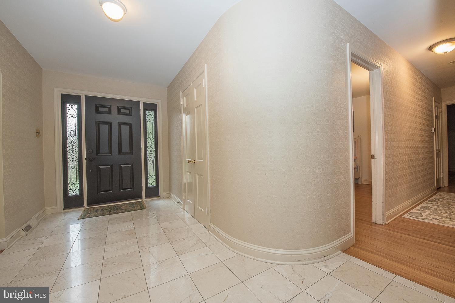 1629 Old Gulph Road Villanova, PA 19085 - Photo 3 of 46 Entrance Hall