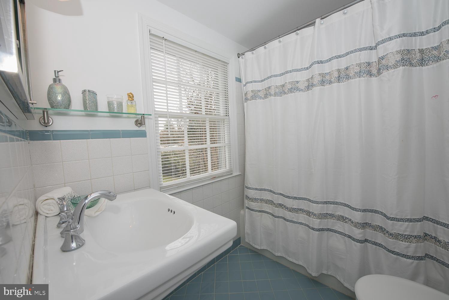 1629 Old Gulph Road Villanova, PA 19085 - Photo 36 of 46 Bathroom