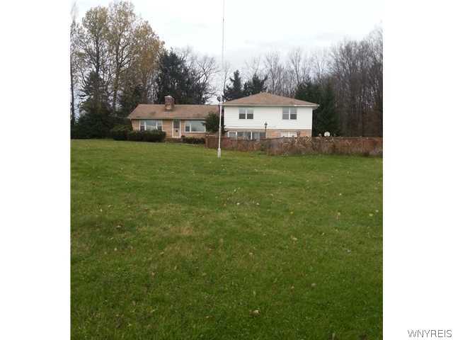 9894 Savage Road Holland, NY 14080 - Photo 1 of 1 Exterior Front
