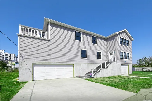 $1,999,000 | 200 Beach 2nd Street | Far Rockaway