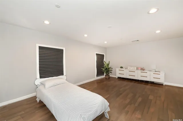 $1,999,000 | 200 Beach 2nd Street | Far Rockaway