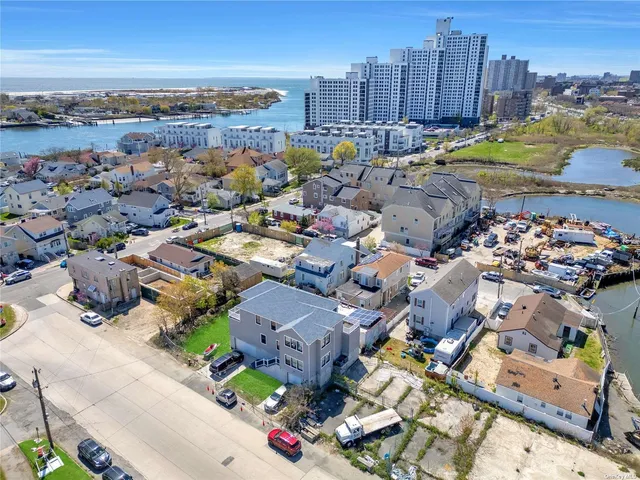 $1,999,000 | 200 Beach 2nd Street | Far Rockaway