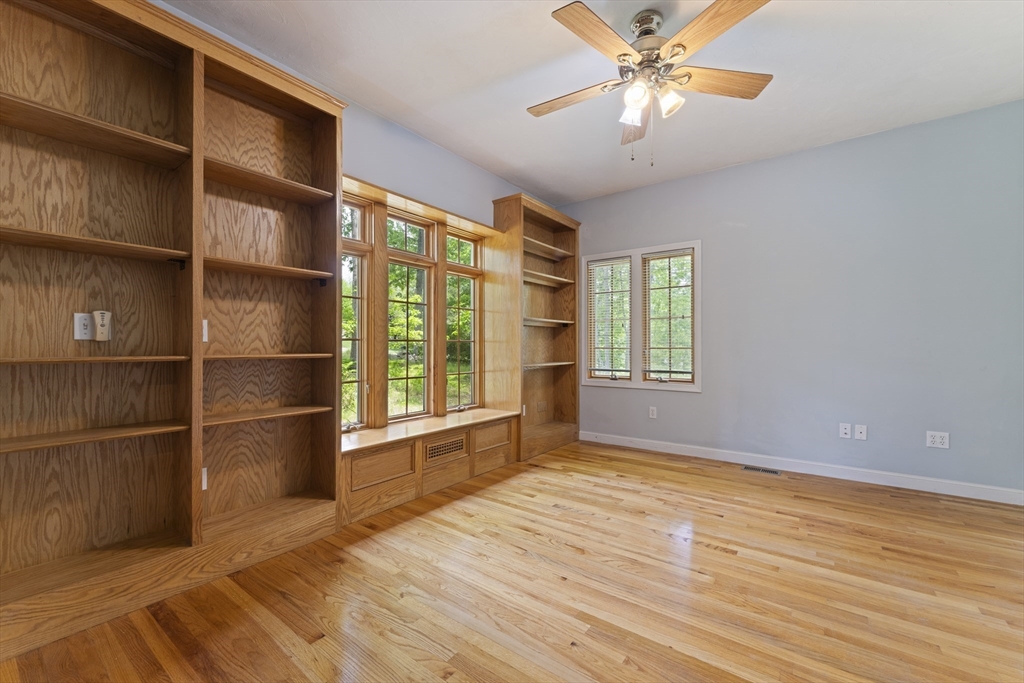28 Vincent Road Mendon, MA 01756 - Photo 12 of 42