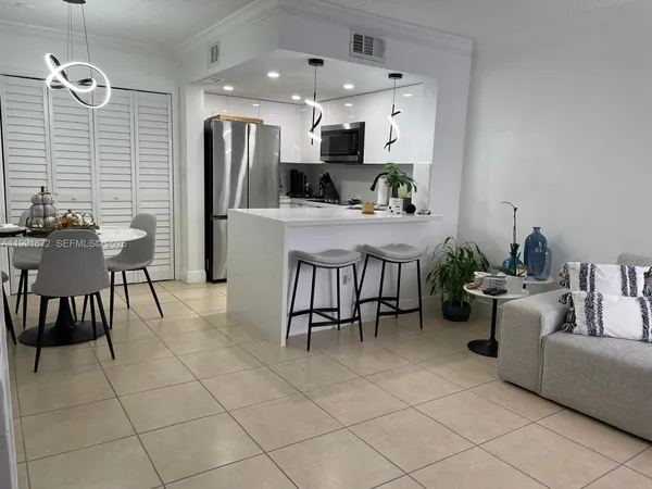 $2,400 | 8675 Northwest 5th Terrace, Unit 13204, Miami, FL 33126
