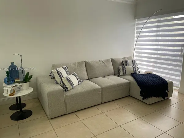 $2,400 | 8675 Northwest 5th Terrace, Unit 13204, Miami, FL 33126