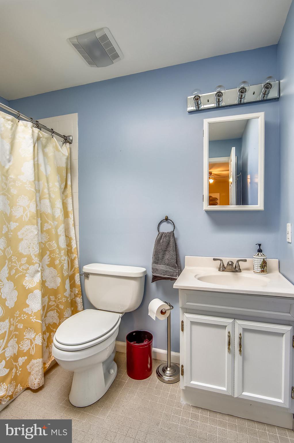 9216 Lawnview Lane Laurel, MD 20708 - Photo 27 of 36 Gallery Image 27