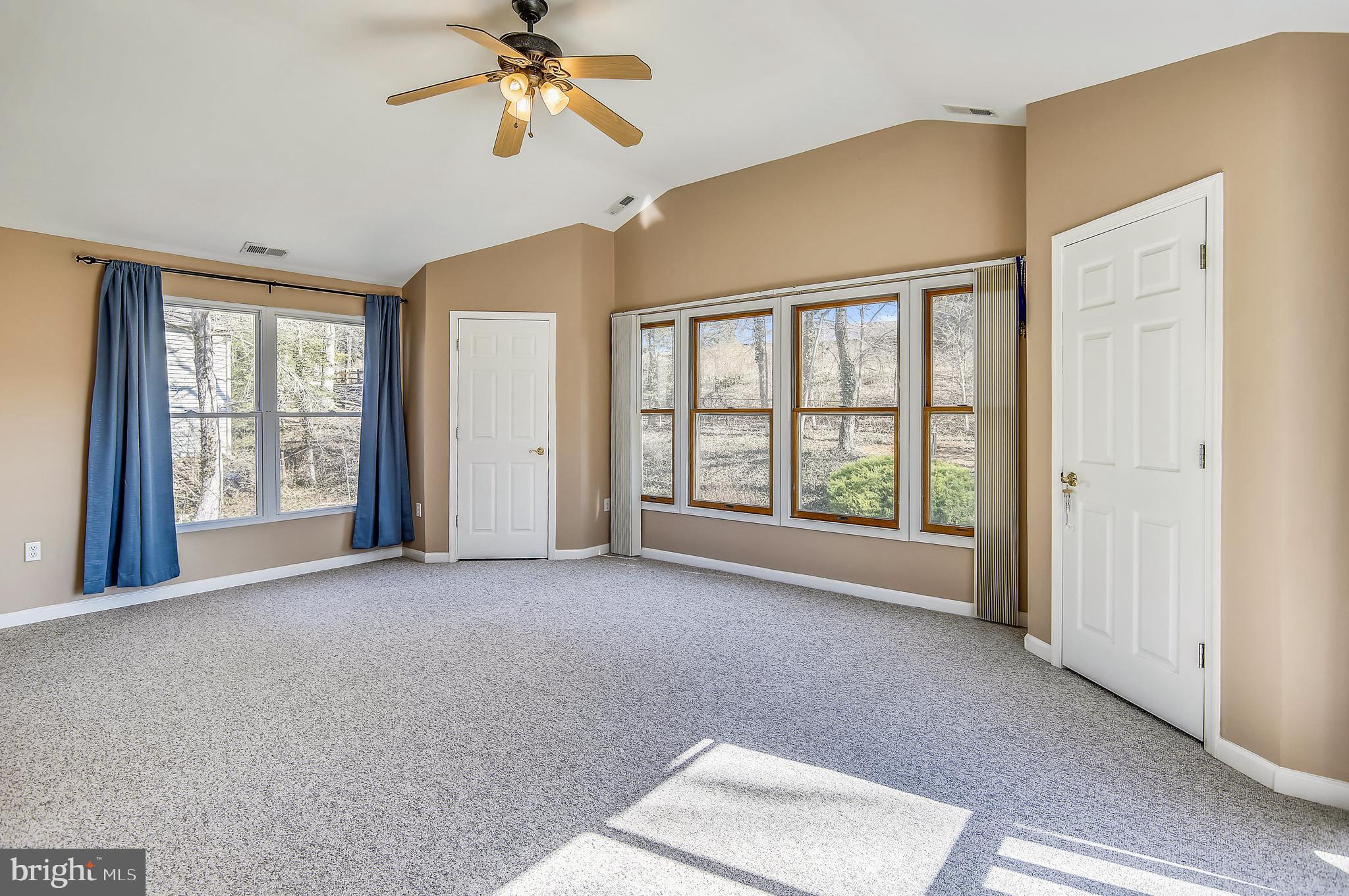 9216 Lawnview Lane Laurel, MD 20708 - Photo 28 of 36 Gallery Image 28