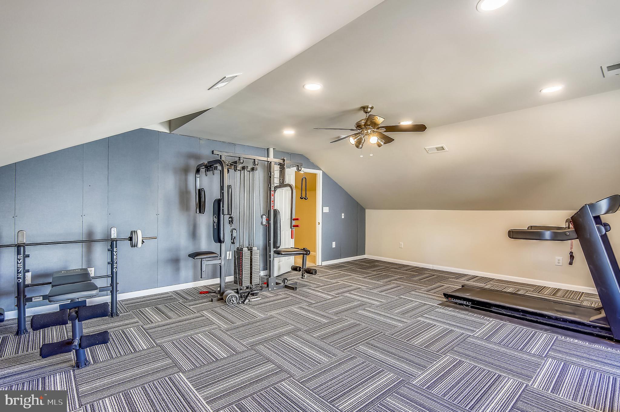 9216 Lawnview Lane Laurel, MD 20708 - Photo 30 of 36 Gallery Image 30