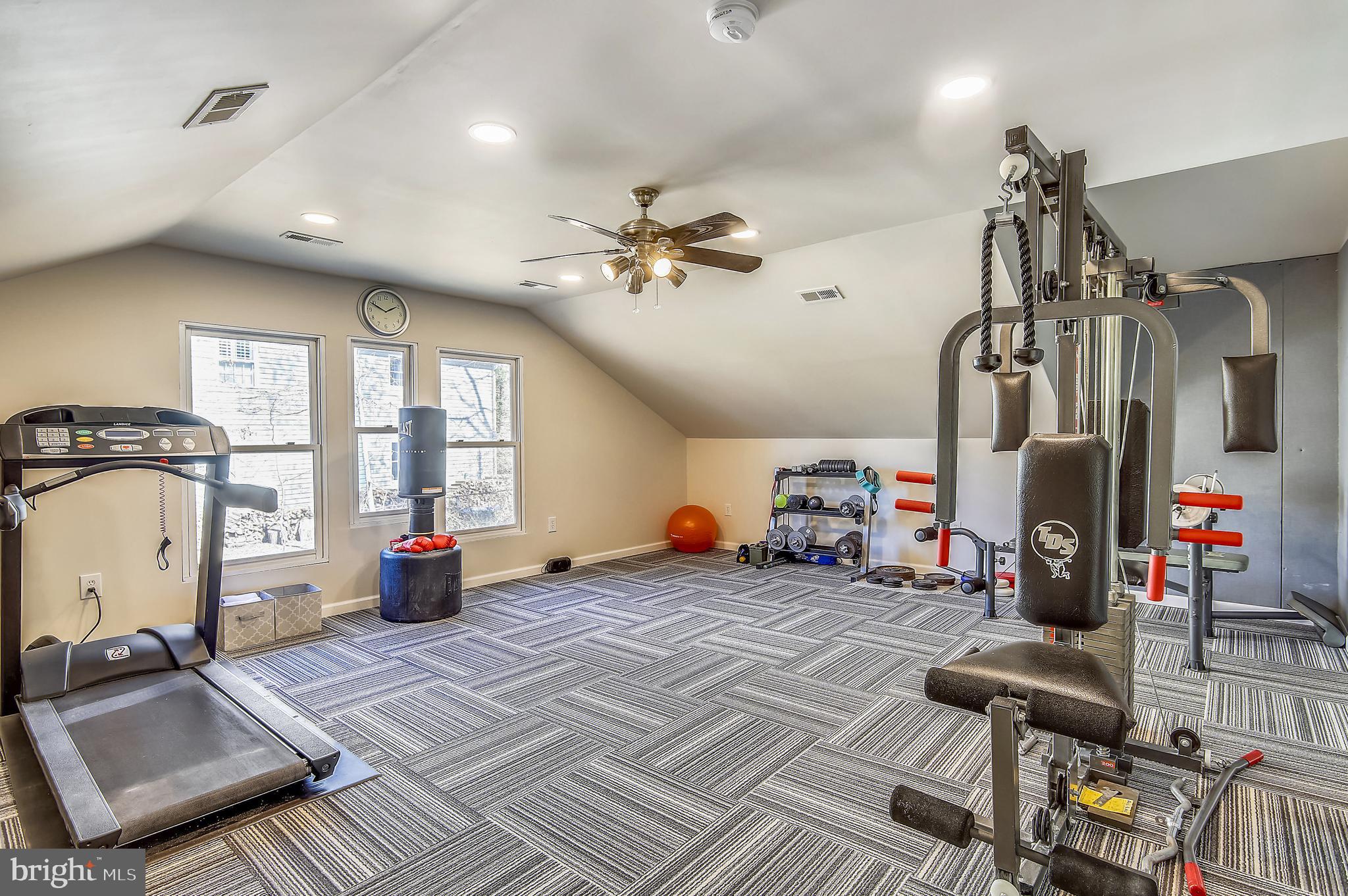 9216 Lawnview Lane Laurel, MD 20708 - Photo 31 of 36 Gallery Image 31
