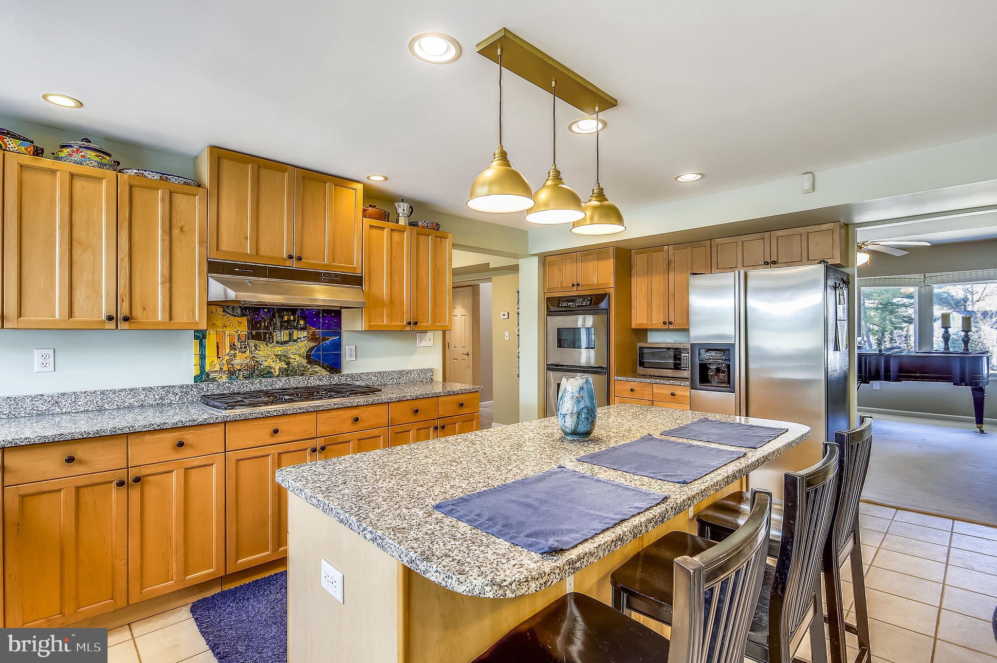 9216 Lawnview Lane Laurel, MD 20708 - Photo 8 of 36 Gallery Image 8