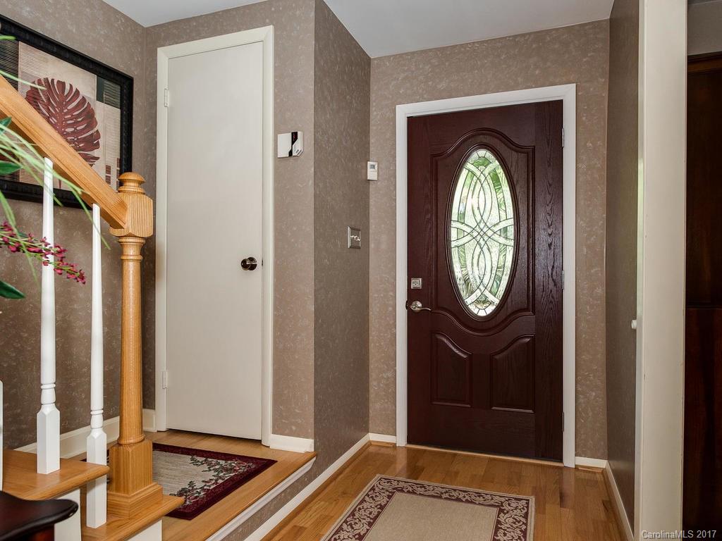 6419 Old Post Road Charlotte, NC 28212 - Photo 3 of 22 Gallery Image 3