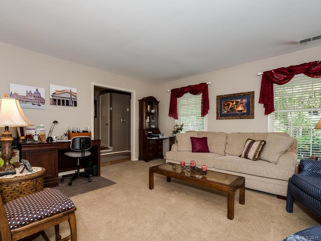 6419 Old Post Road Charlotte, NC 28212 - Photo 5 of 22 Gallery Image 5
