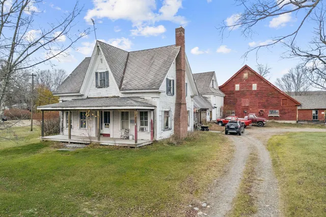 $1,549,900 | 414 Farmington Falls Road, Farmington, ME 04938