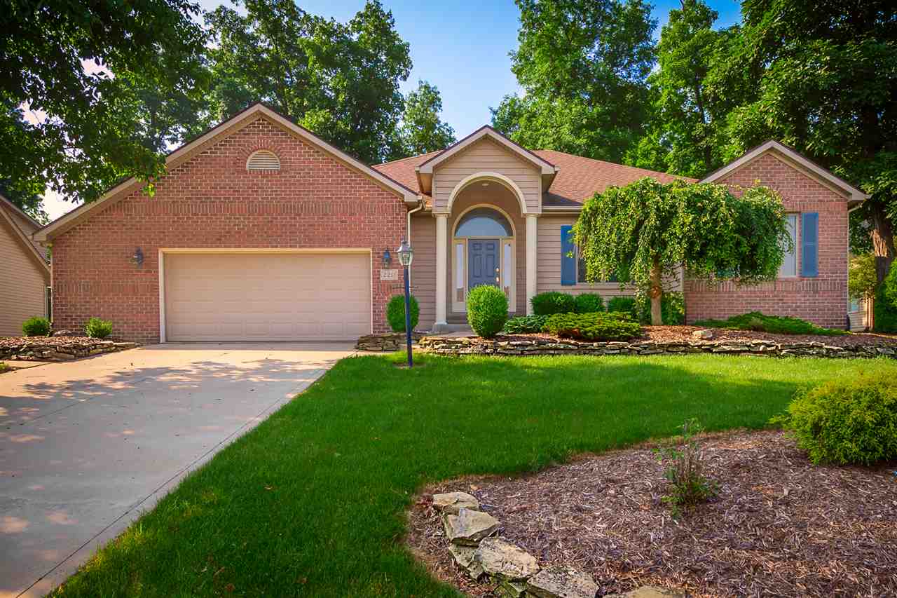 2211 Point Wood Road Fort Wayne, IN 46818 - Photo 1 of 36