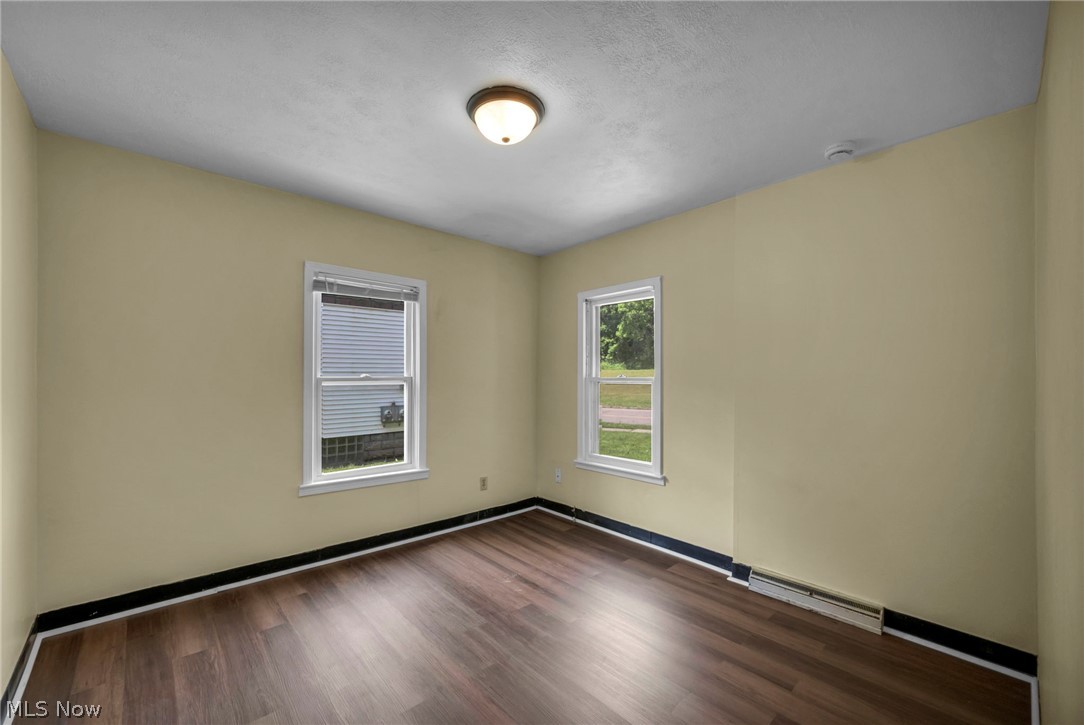 1206 Lawrence Road Northeast Canton, OH 44705 - Photo 23 of 26