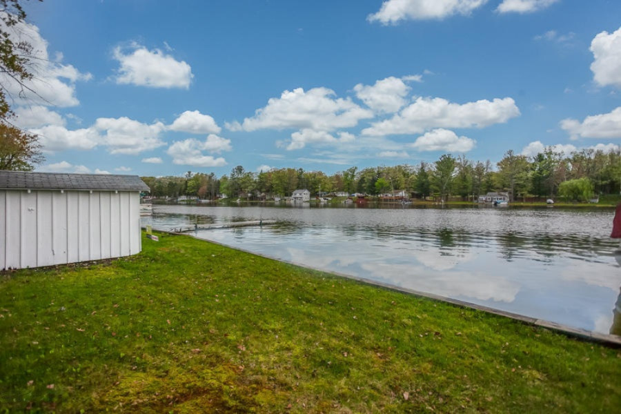 1719 Arbor Road Lake, MI 48632 - Photo 4 of 30 20180523200452606721000000-o (1)