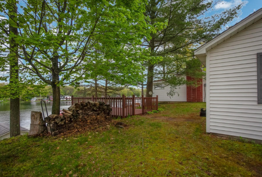 1719 Arbor Road Lake, MI 48632 - Photo 8 of 30 20180523200447082163000000-o (1)