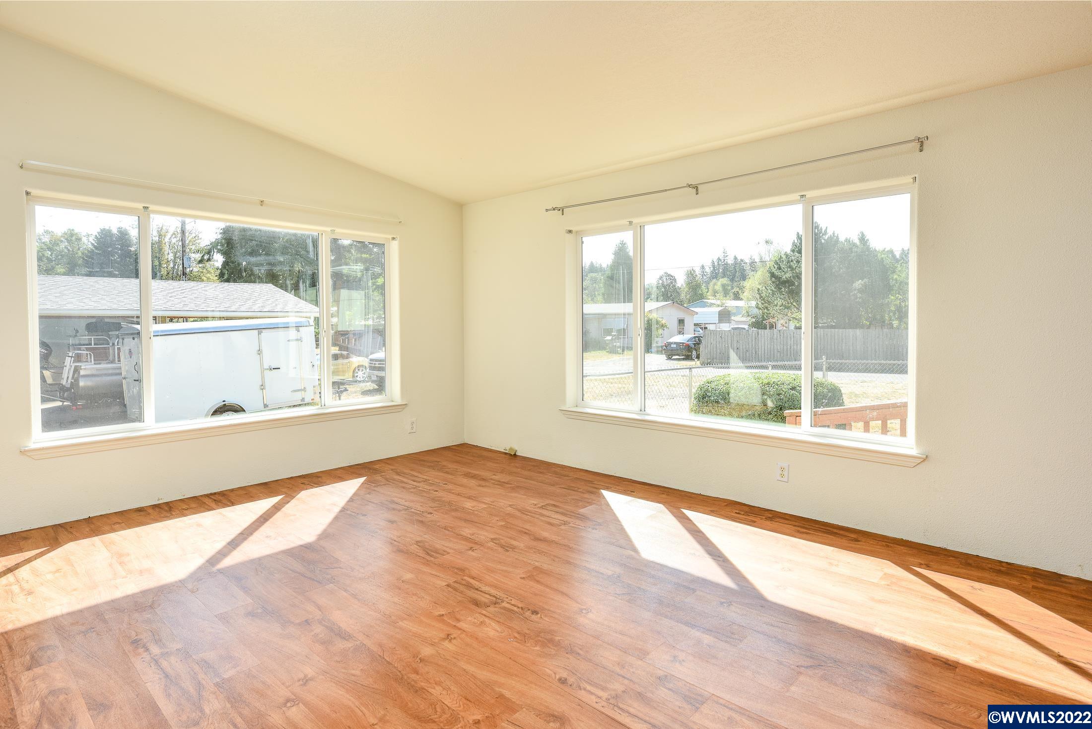 1354 Clark Mill Road Sweet Home, OR 97386 - Photo 11 of 36 Gallery Image 11