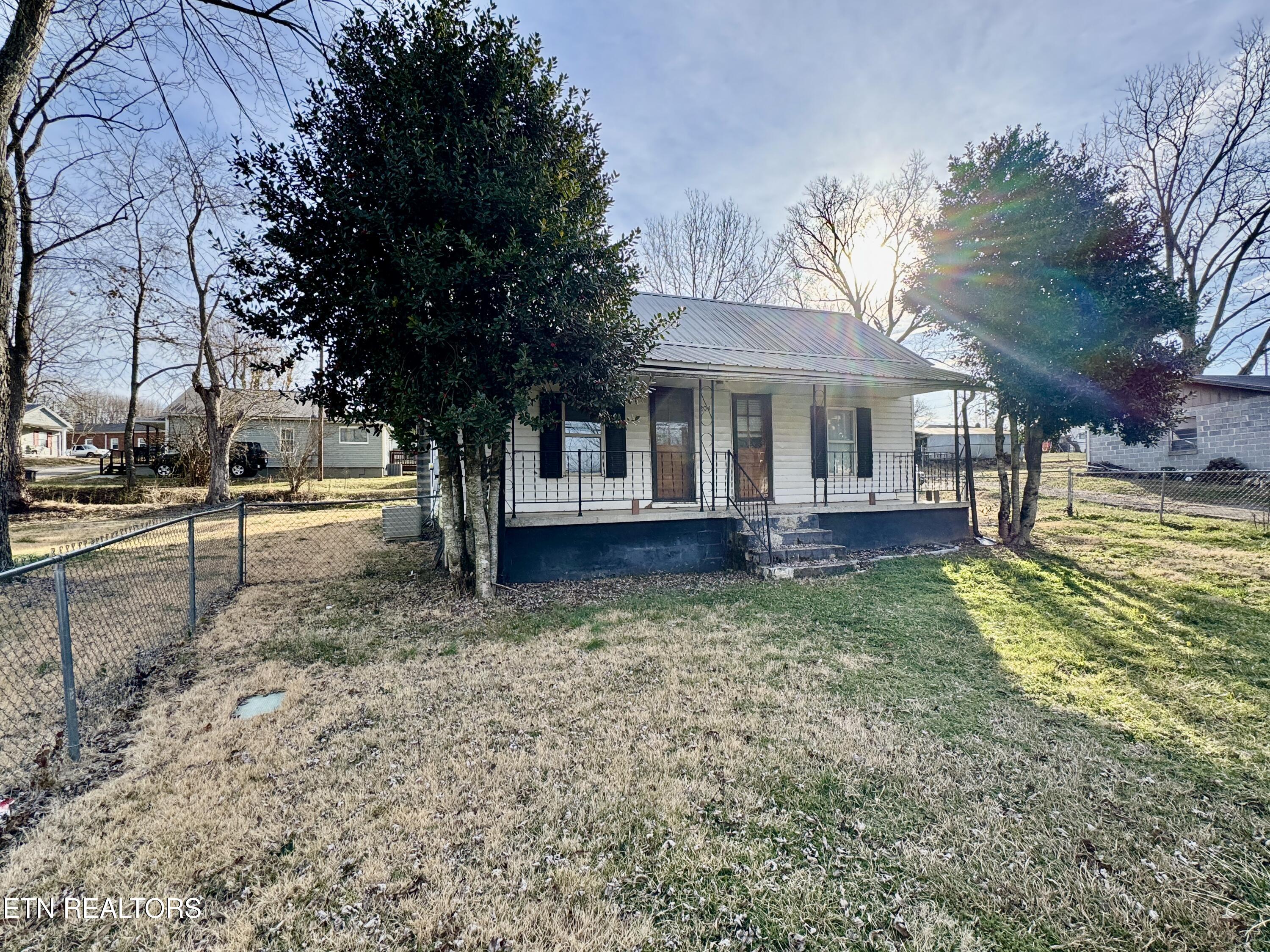 204 North Niota Road Englewood, TN 37329 - Photo 3 of 30 3