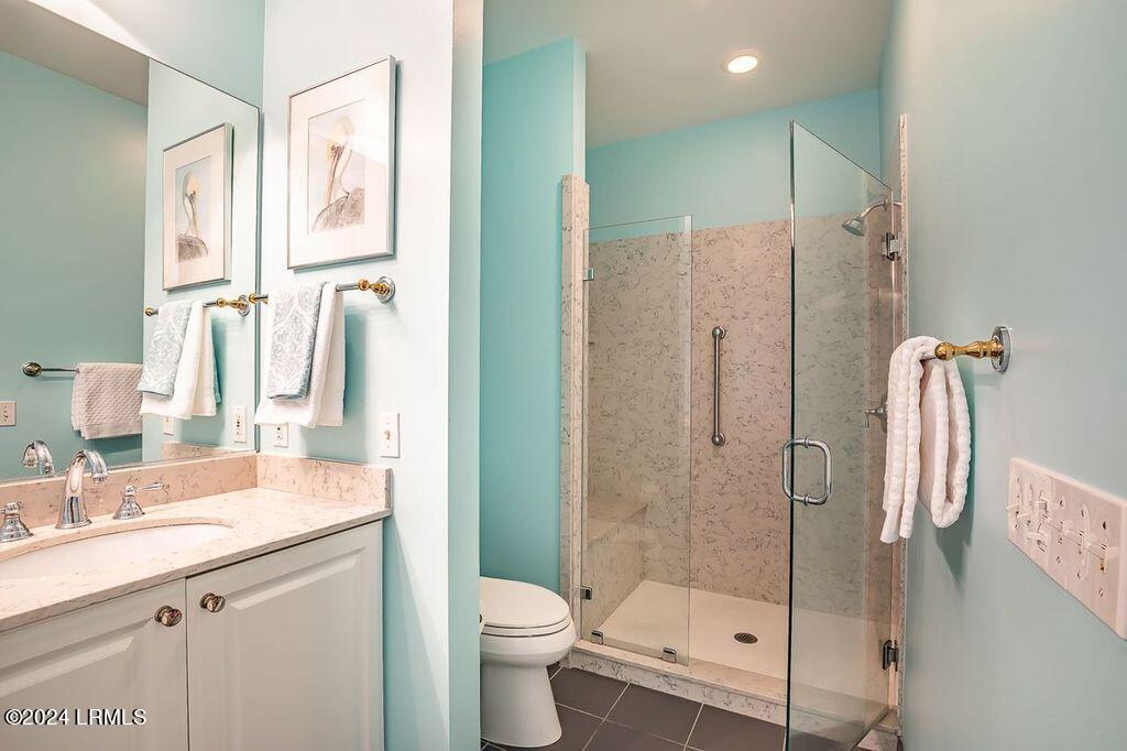 163 Locust Fence Road St. Helena Island, SC 29920 - Photo 20 of 50 26 Primary Ensuite