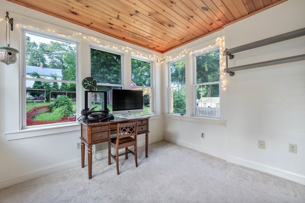 8 Binney Street Andover, MA 01810 - Photo 25 of 41