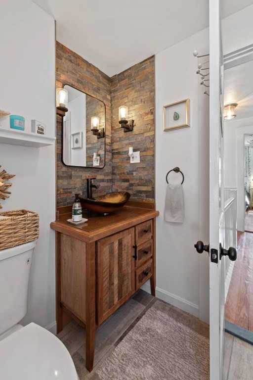 8 Binney Street Andover, MA 01810 - Photo 38 of 41