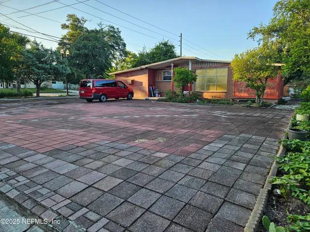 $327,777 | 6672 Banbury Road, Jacksonville, FL 32211