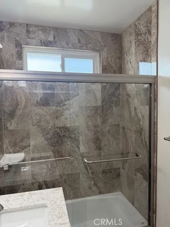 $1,950 | 1131 North Kenmore Avenue, Unit 4, Los Angeles, CA 90029