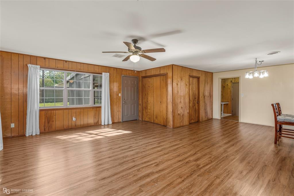 104 3rd Street Northwest Springhill, LA 71075 - Photo 16 of 28