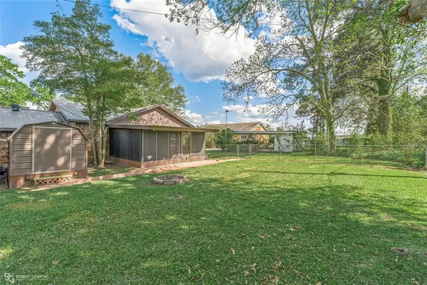 $170,000 | 104 3rd Street Northwest, Springhill, LA 71075